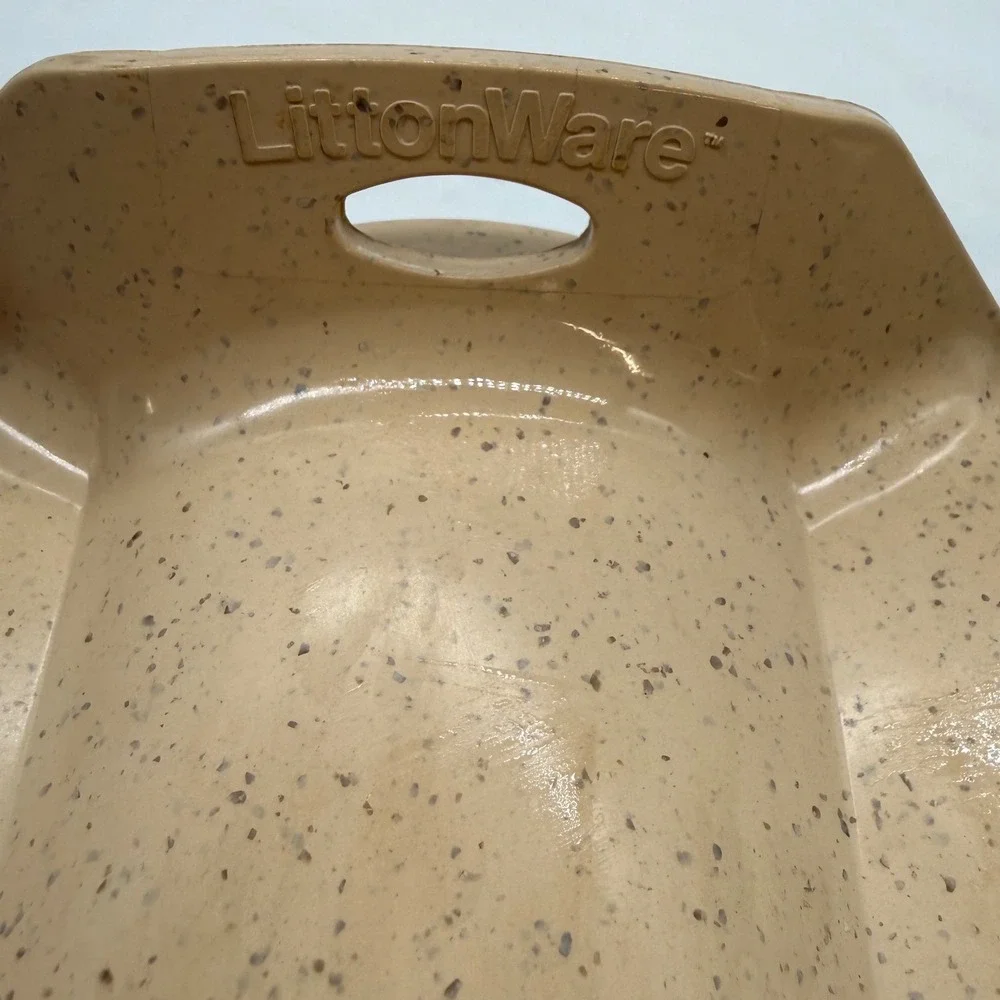 LittonWare‎ Simu-Stone Fluted Bundt Cake Pan Tan Speckled 38285 Vintage USA Oven